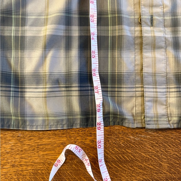 Kuhl Response Button Down Shirt, Olive Color - Picture 4 of 6